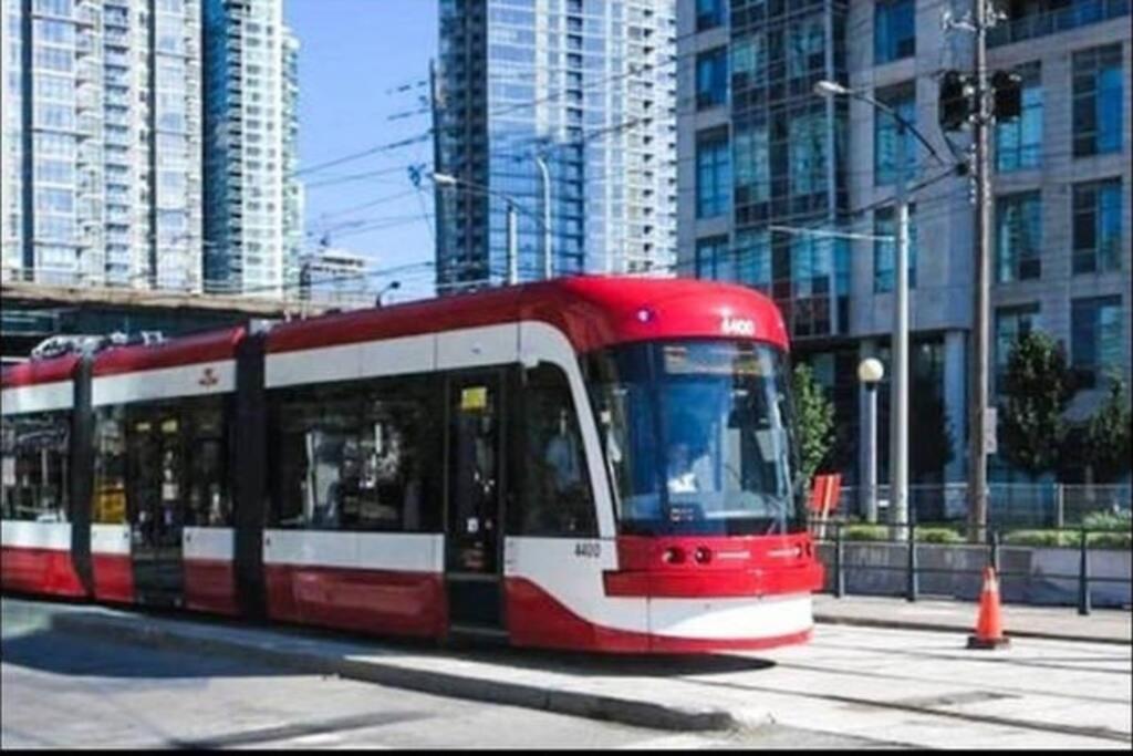 Luxury Suite Downtown Toronto Near Cn Tower Exterior foto
