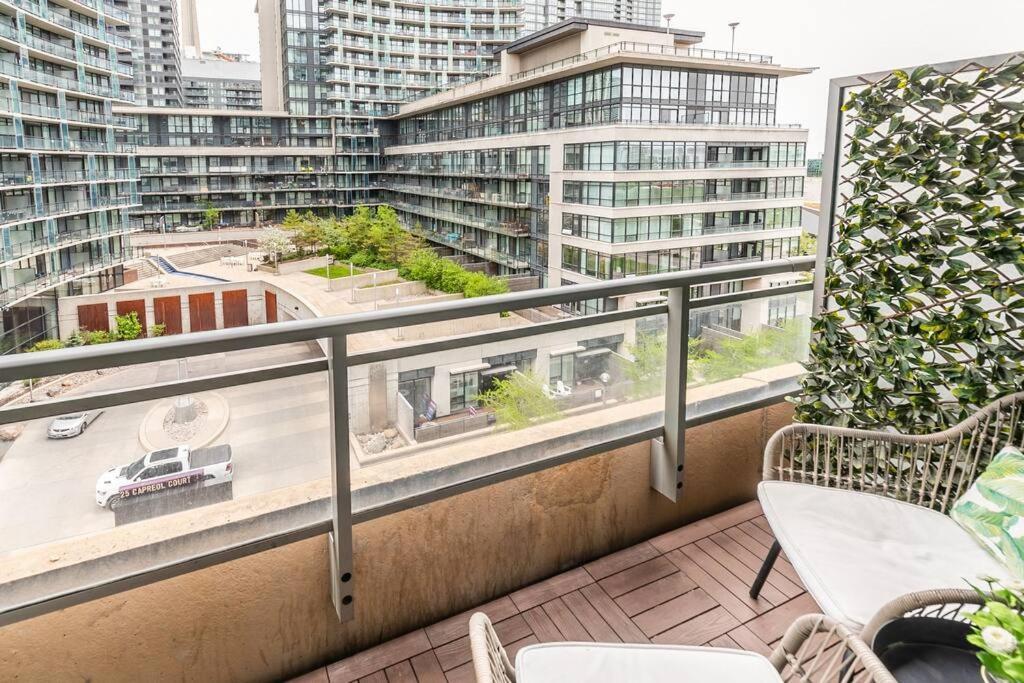 Luxury Suite Downtown Toronto Near Cn Tower Exterior foto